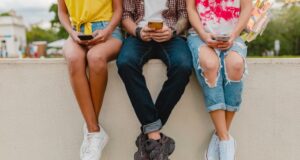 Gen Z: la generación que compra siguiendo las recomendaciones de los influencers Gen Z: la generación que compra siguiendo las recomendaciones de los influencers
