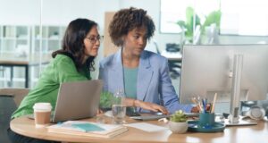 Seis lecciones de la inteligencia artificial en las telecomunicaciones para los emprendimientos Seis lecciones de la inteligencia artificial en las telecomunicaciones para los emprendimientos